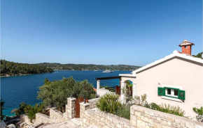 Amazing home in Vela luka with WiFi and 3 Bedrooms